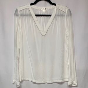 Elegant White V-Neck Women's Blouse